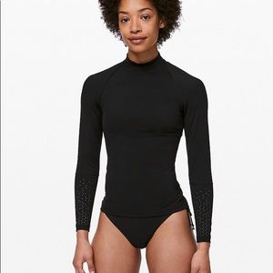 NTW Lululemon coastline rashguard black 2